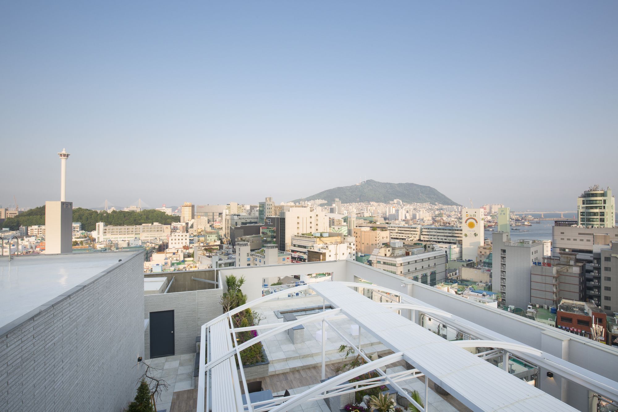Nampo Hound Hotel Premier Ciudad Metropolitana de Ciudad Metropolitana de Busan Exterior foto